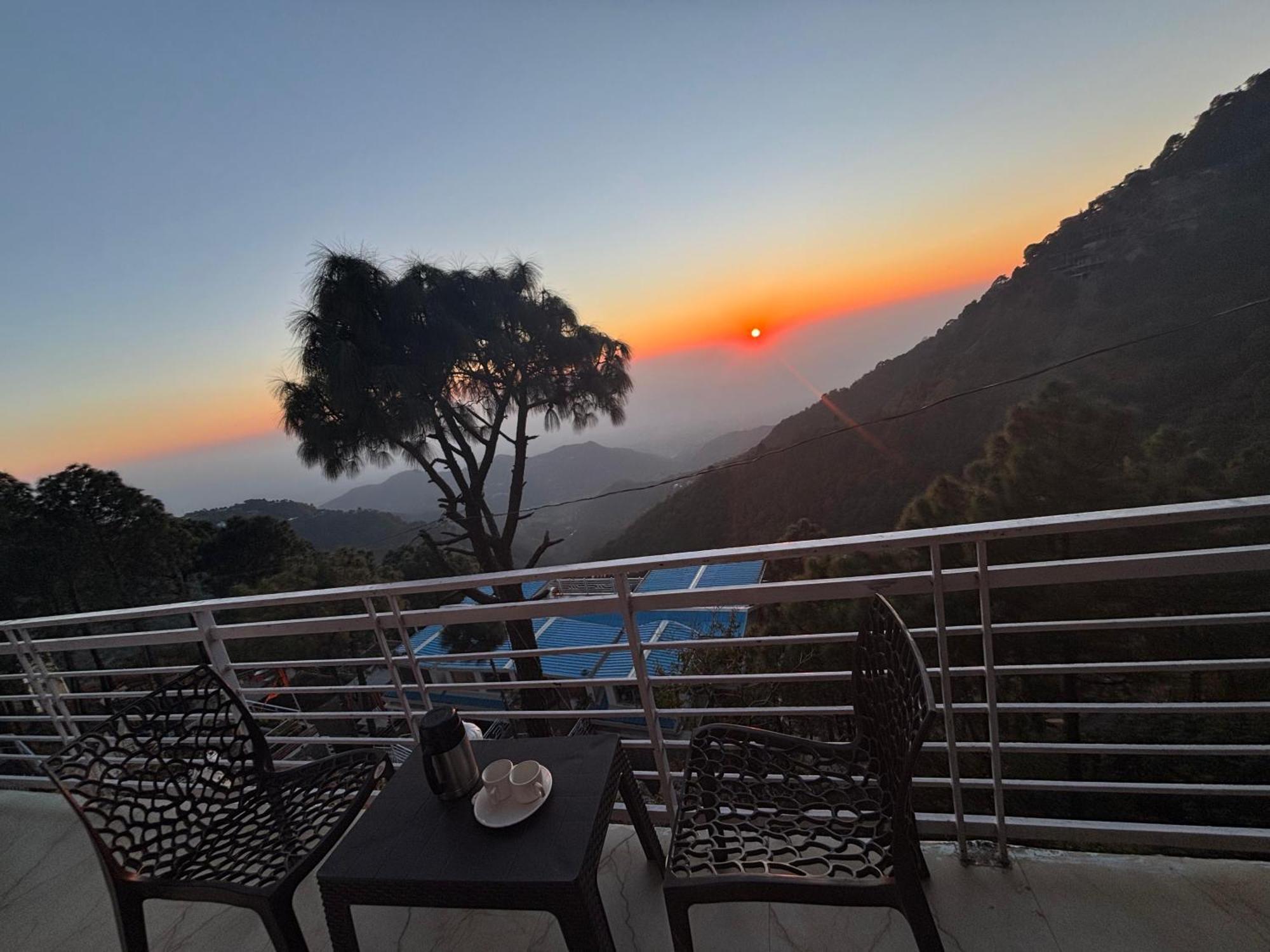 Humble Stay Villa 卡绍利 外观 照片