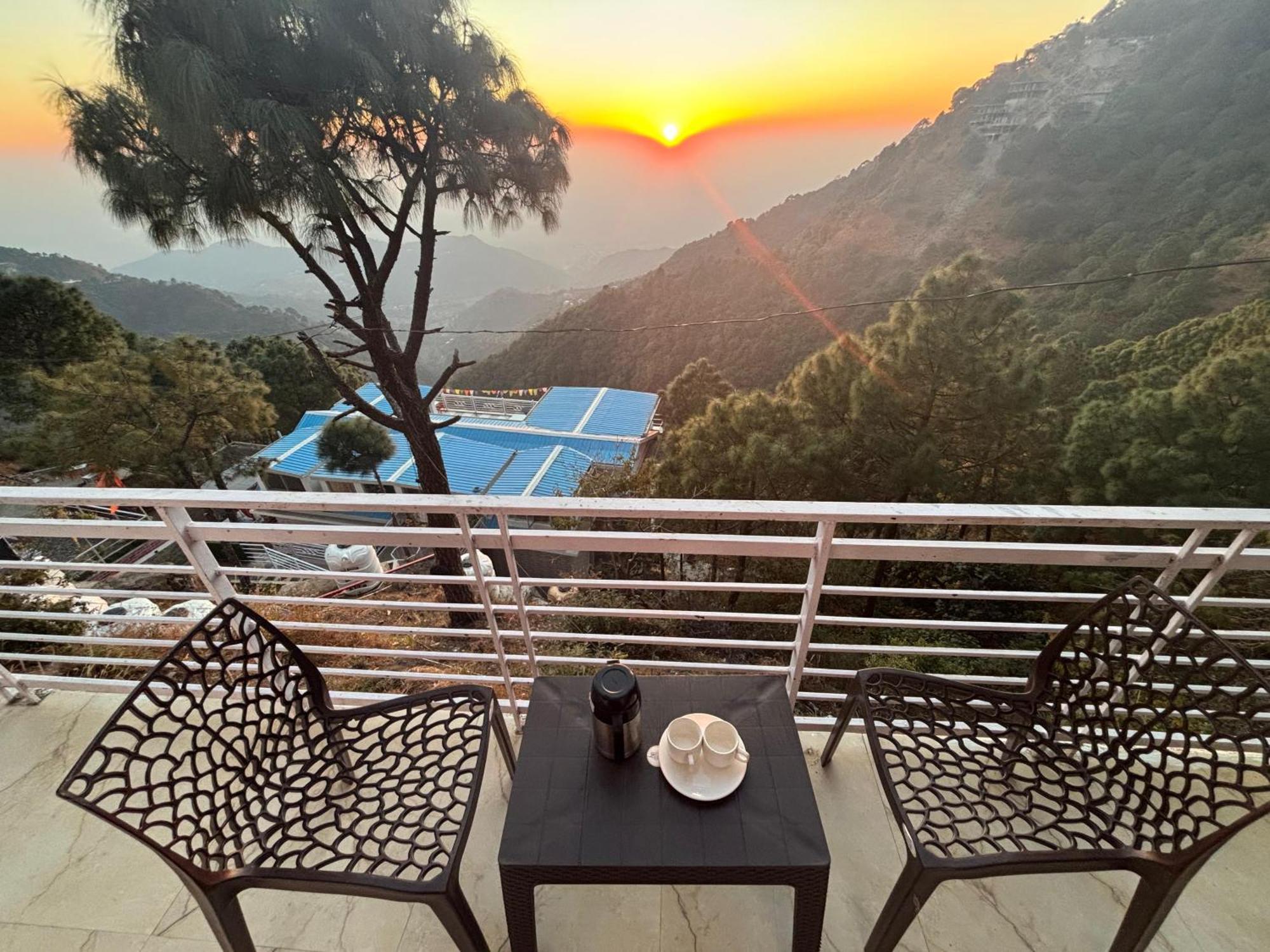Humble Stay Villa 卡绍利 外观 照片